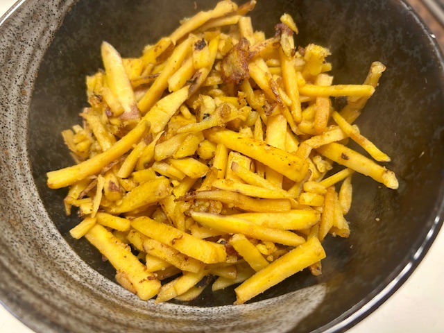 さつまいものバター風味きんぴら